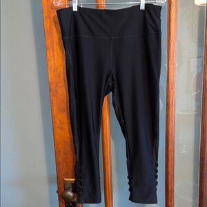 VOGO Athletica Black Capris with Side Detail